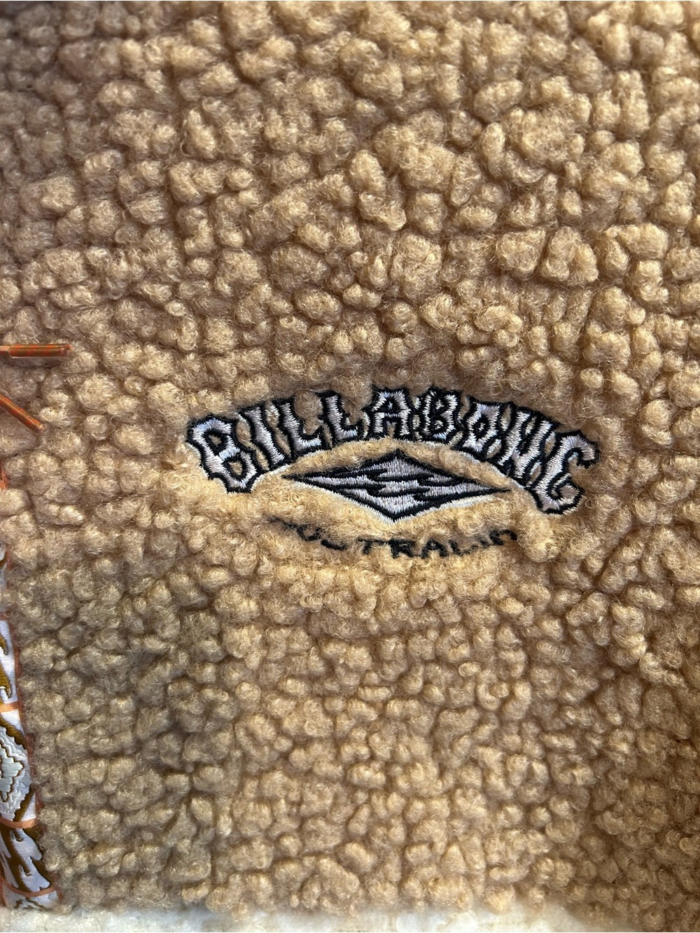Billabong Two-Tone Sherpa Half-Zip Jacket in Tan & Cream - Picture 2 of 3